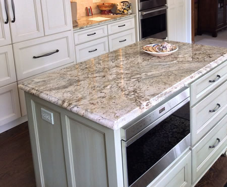 St. Louis Kitchen Countertop Guide: Quartz, Granite, and Beyond for Real-Life Kitchens