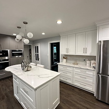 Expert-Kitchen-Remodeling-in-Ladue-MO-BEB-Design-Transforms-Homes-with-Luxury-and-Style 1